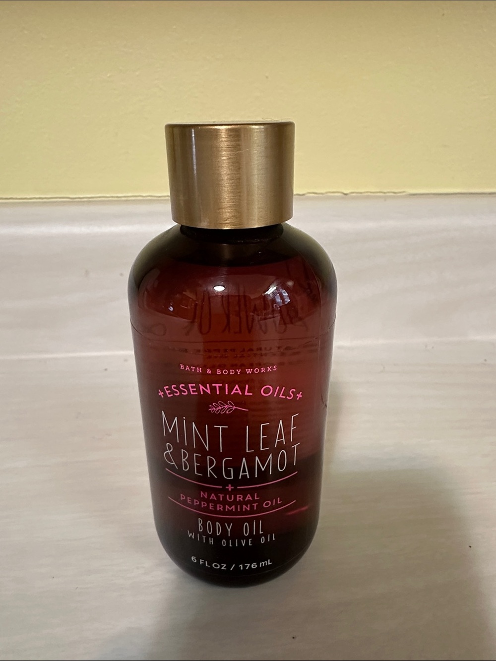 Bath & Body Works Mint Leaf & Bergamot Body Oil - Amber Bottle with Gold Cap